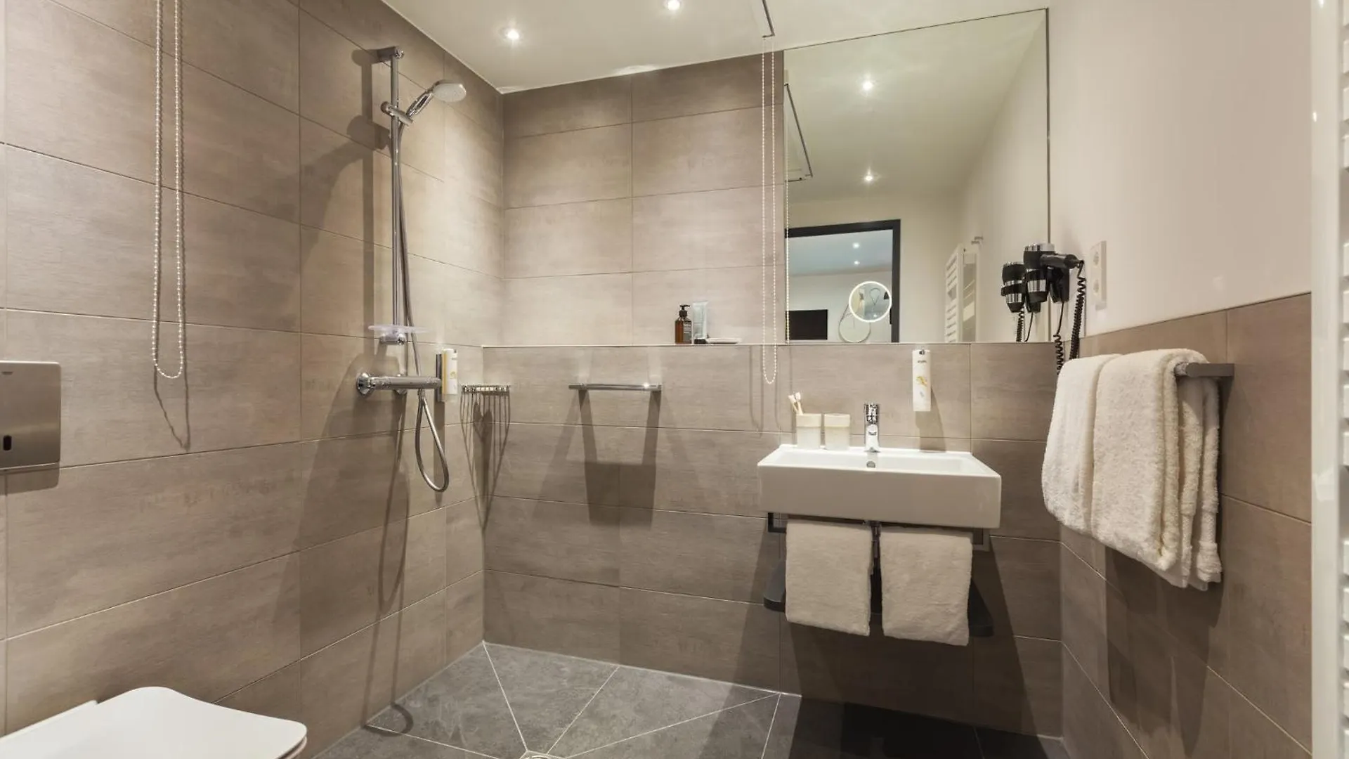 Candlewood Suites Berlin Charlottenburg By Ihg Aparthotel
